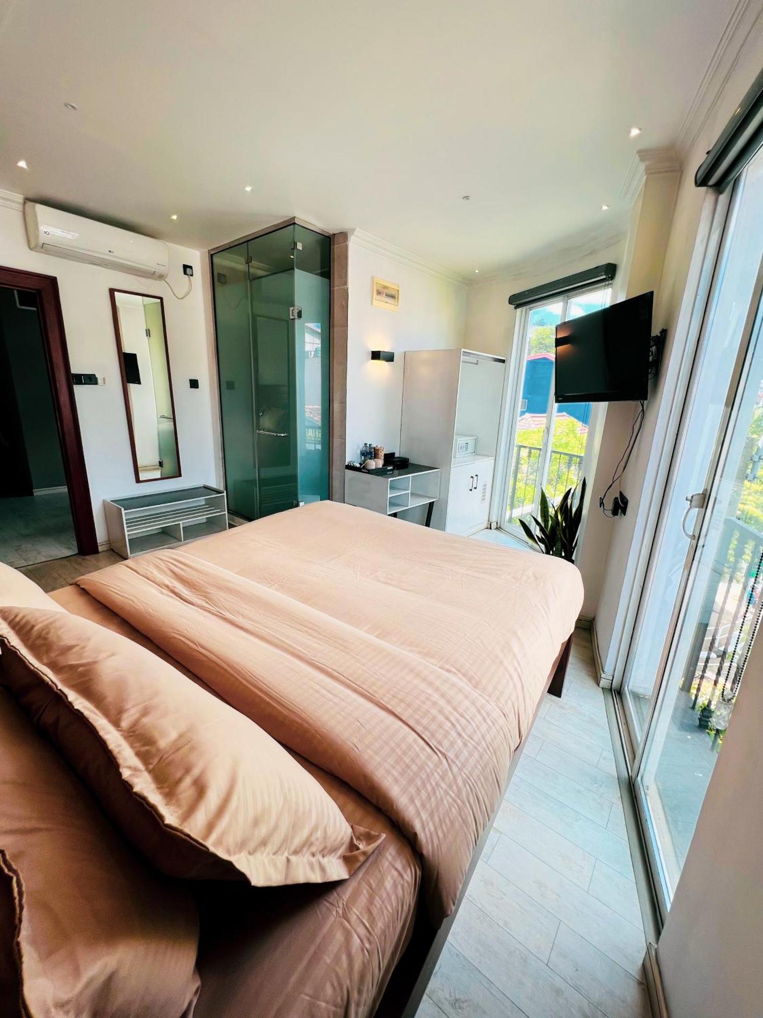 فندق Bed Station 210 كاندي المظهر الخارجي الصورة