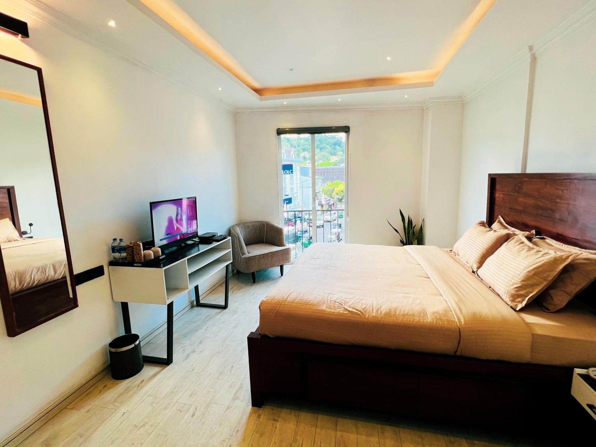 فندق Bed Station 210 كاندي المظهر الخارجي الصورة